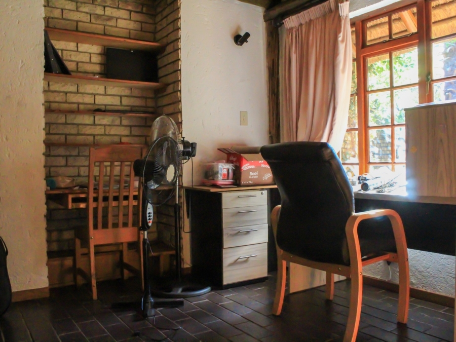 3 Bedroom Property for Sale in Mooivallei Park North West